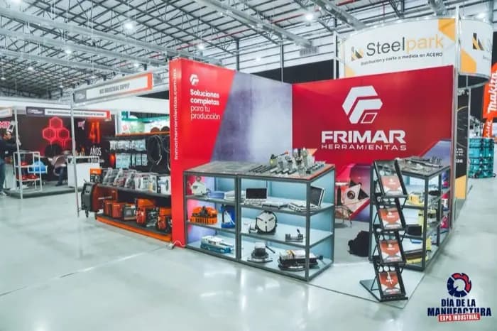 Stand de Frimar con equipo de refrigeración industrial.